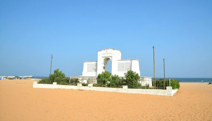 Besant Nagar Beach​