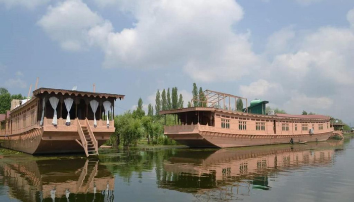 Wangnoo Sheraton Group of Houseboats